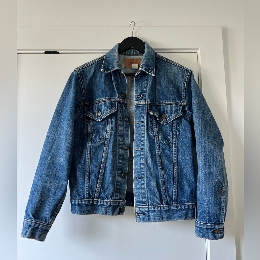 Vintage Levi’s jean jacket